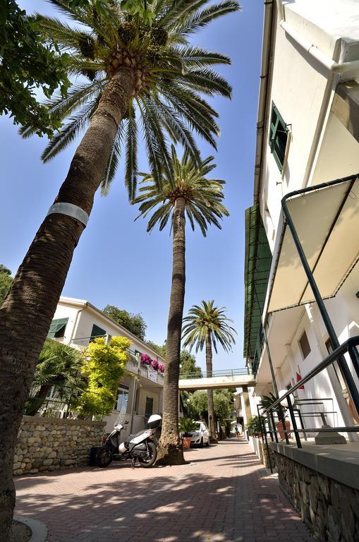 Blue Beach Bussana Nuova Exterior foto